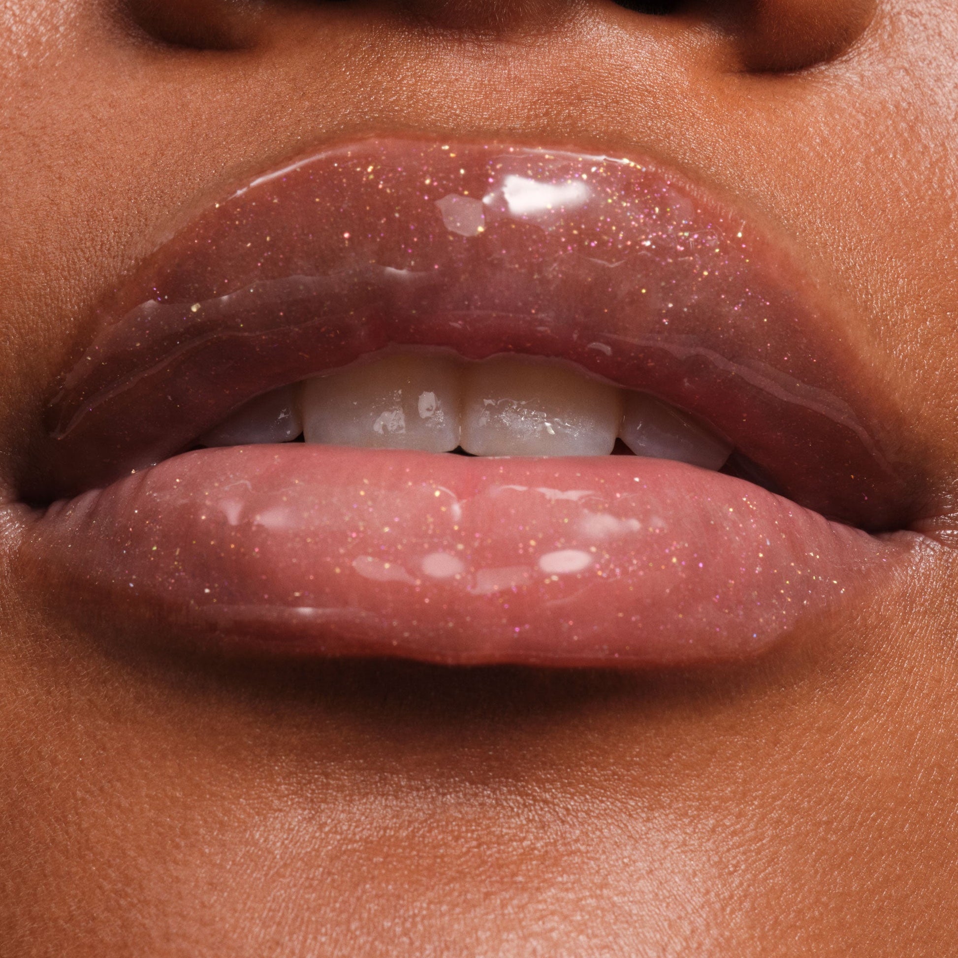 phyto-glow-lip-balm-shimmer-stardust-d6 NATR-10131-Phyto-Glow-Lip-Hover-Stardust.jpg
