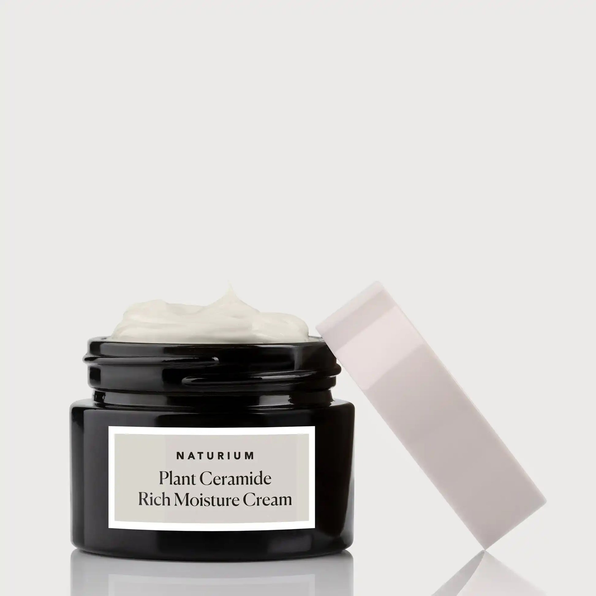 plant-ceramide-rich-moisture-cream-h0 NATR_Catalog_PCRM-Cream-CapOff.webp