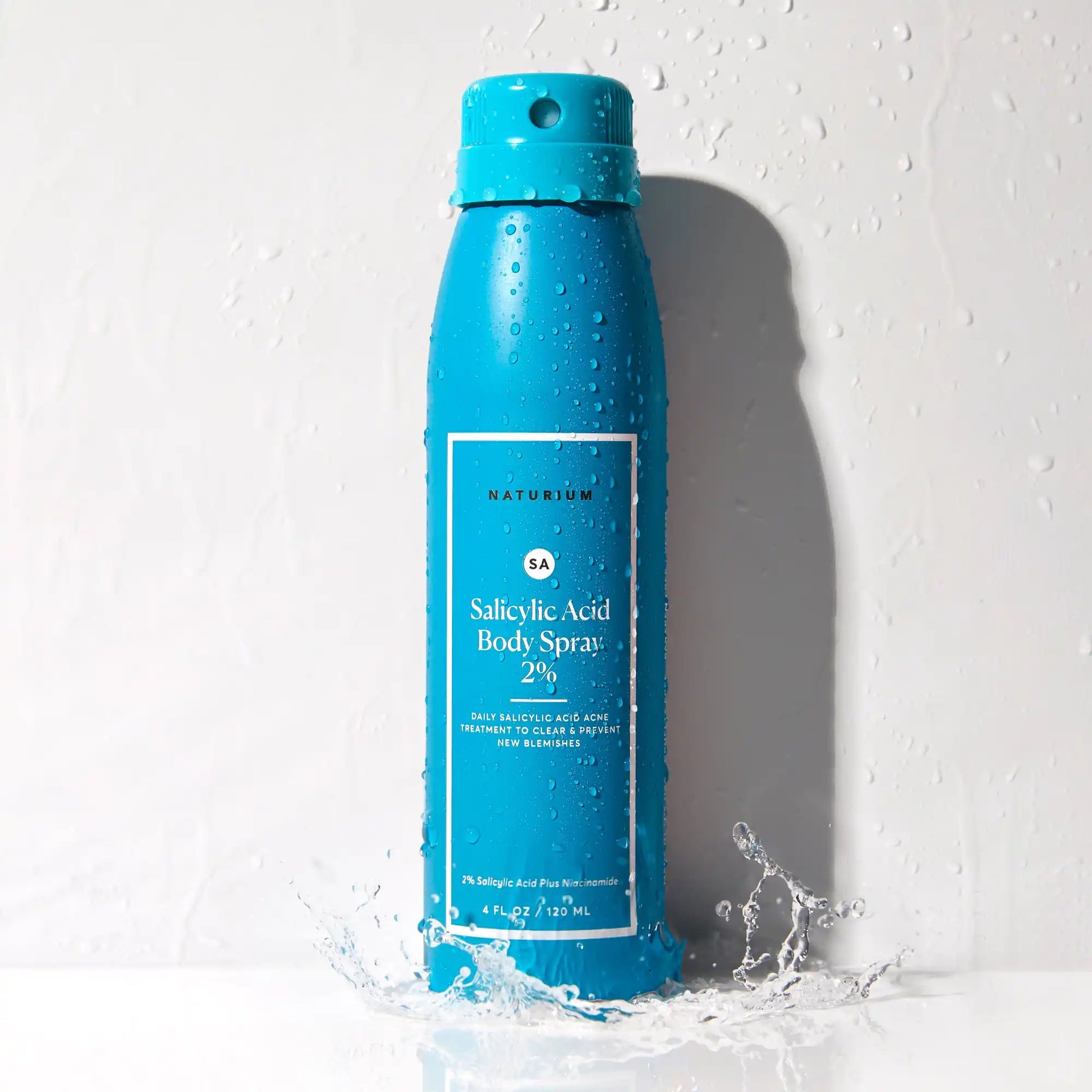 salicylic-acid-body-spray-2-q9 SAspray_4309-crop.webp