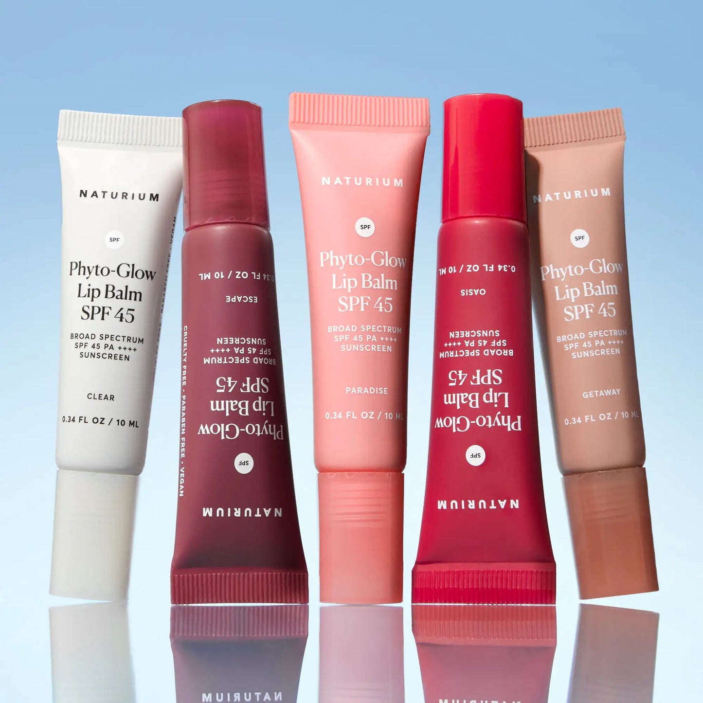phyto-glow-lip-balm-spf-45-getaway-j9 phytoglowSPF_6428-crop_cde1553e-6f3e-4726-9686-a6dd715ed7c9.webp